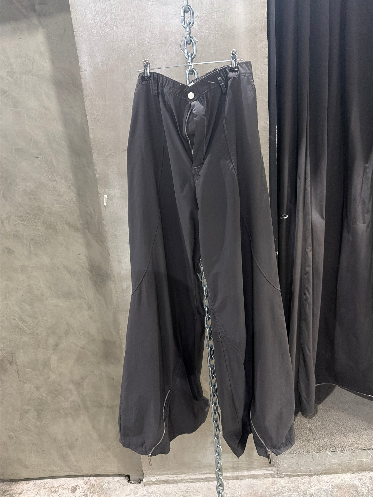 YE CONCEPT NYLON PANTS