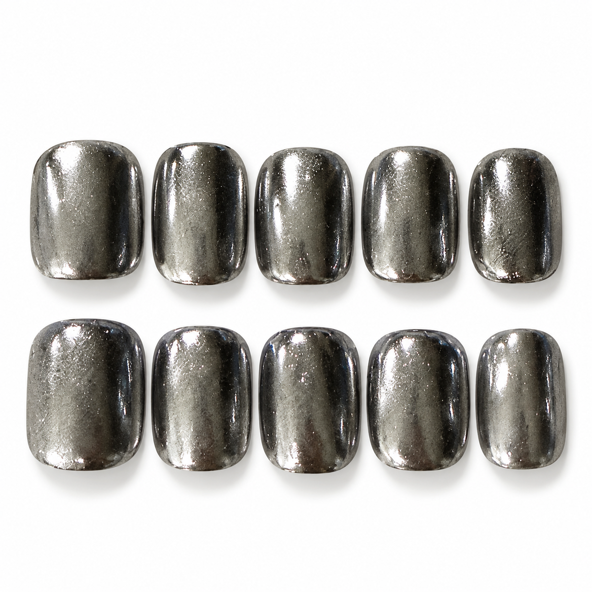 CHROME NAILS