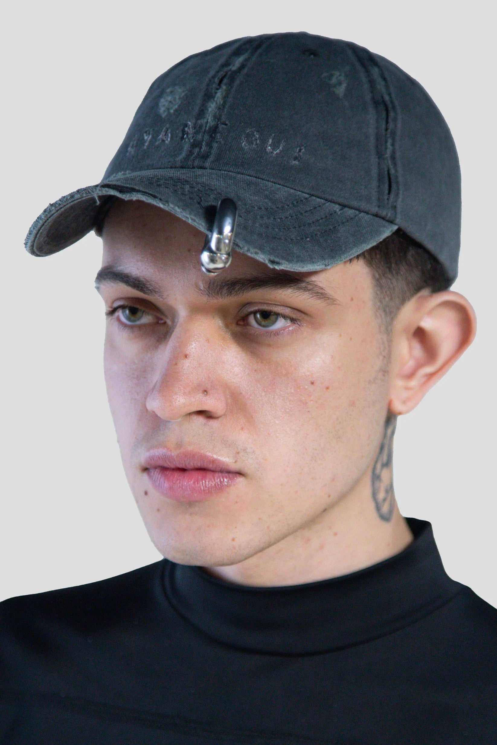 CHUNKY PIERCING CAP