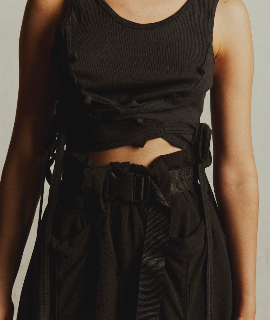 TOP CROP CROSS
