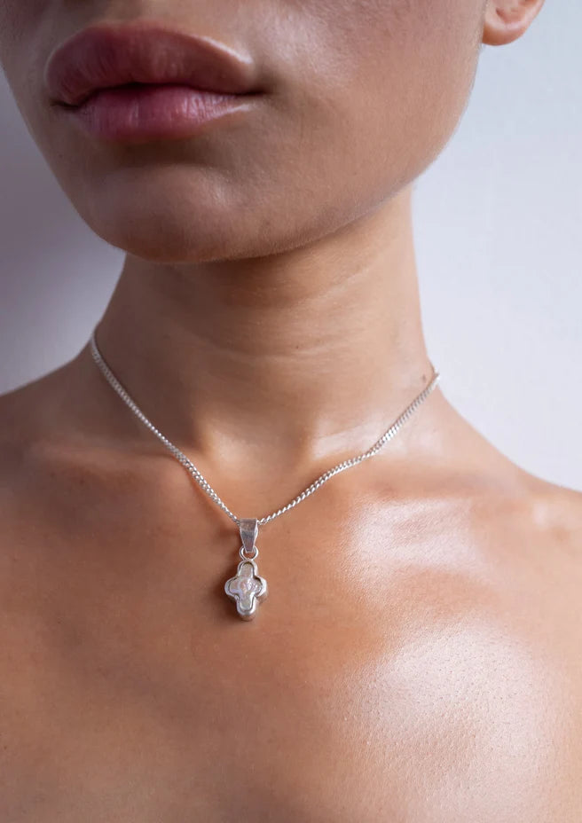 AGNES NECKLACE