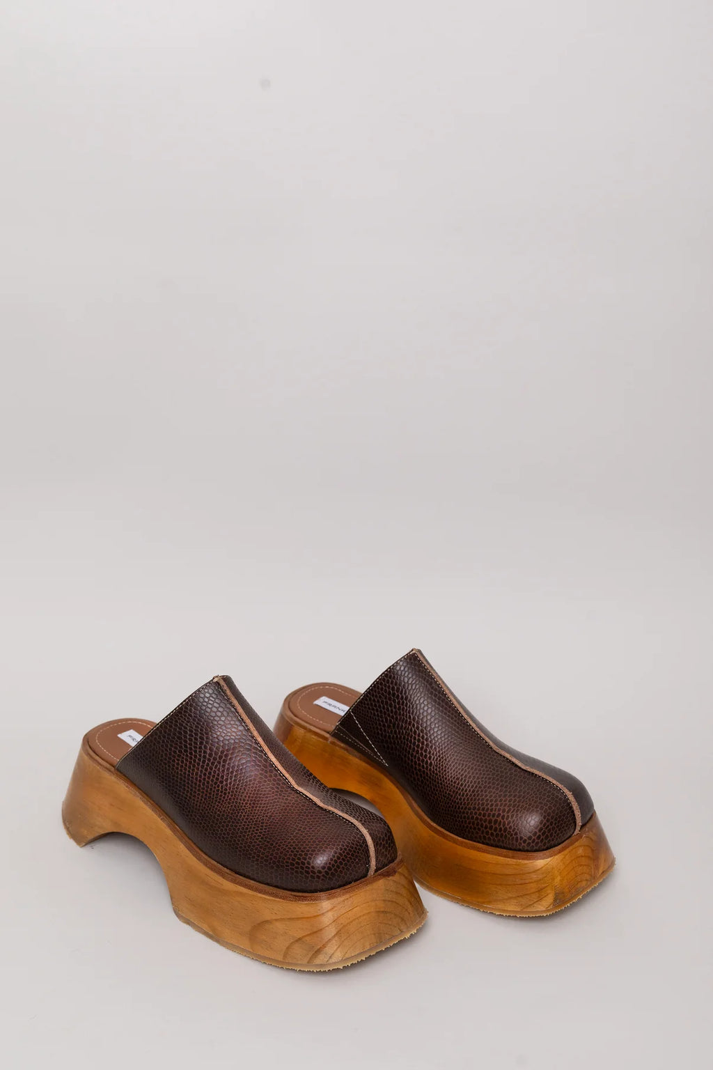 JACKIE CLOG BROWN