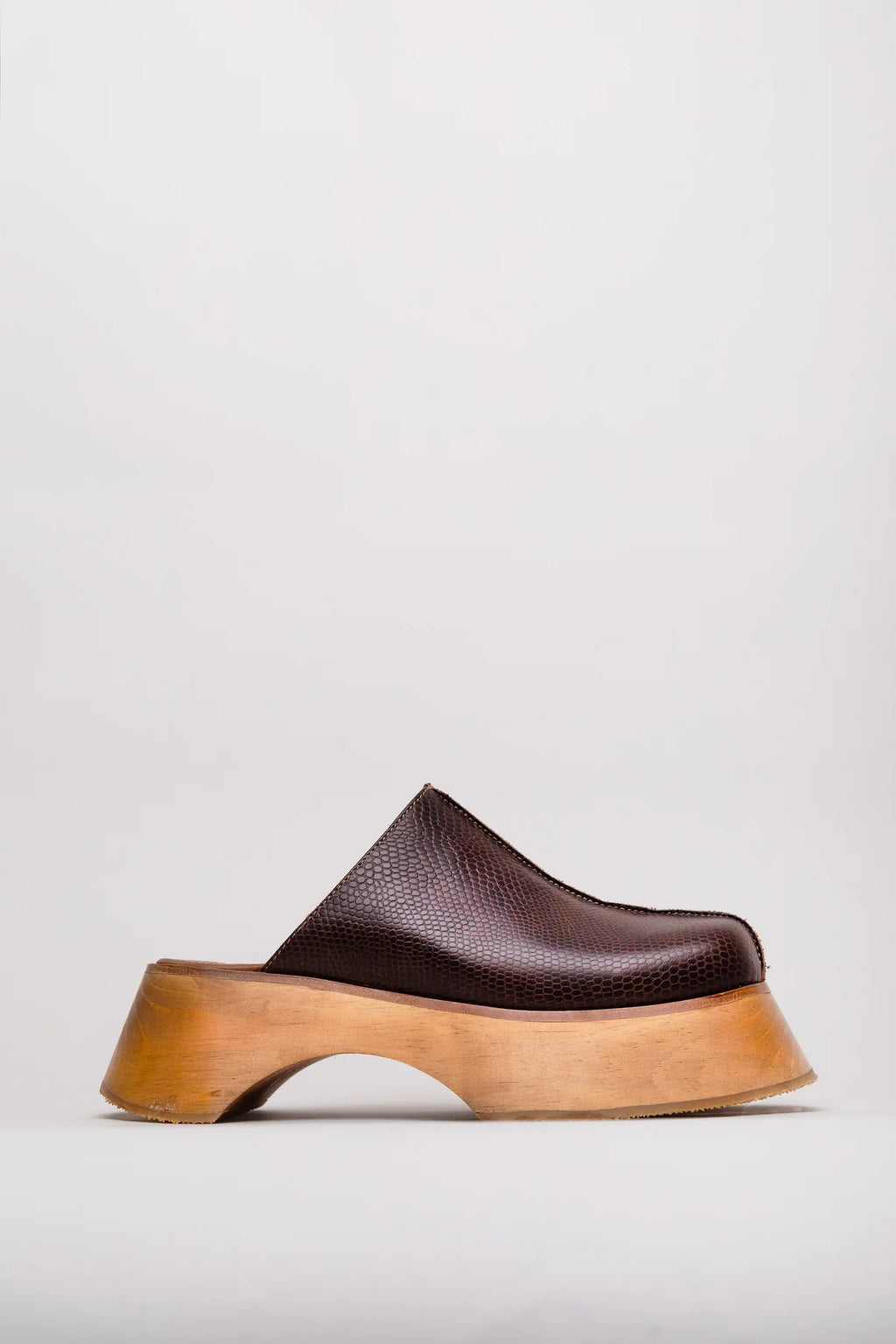 JACKIE CLOG BROWN