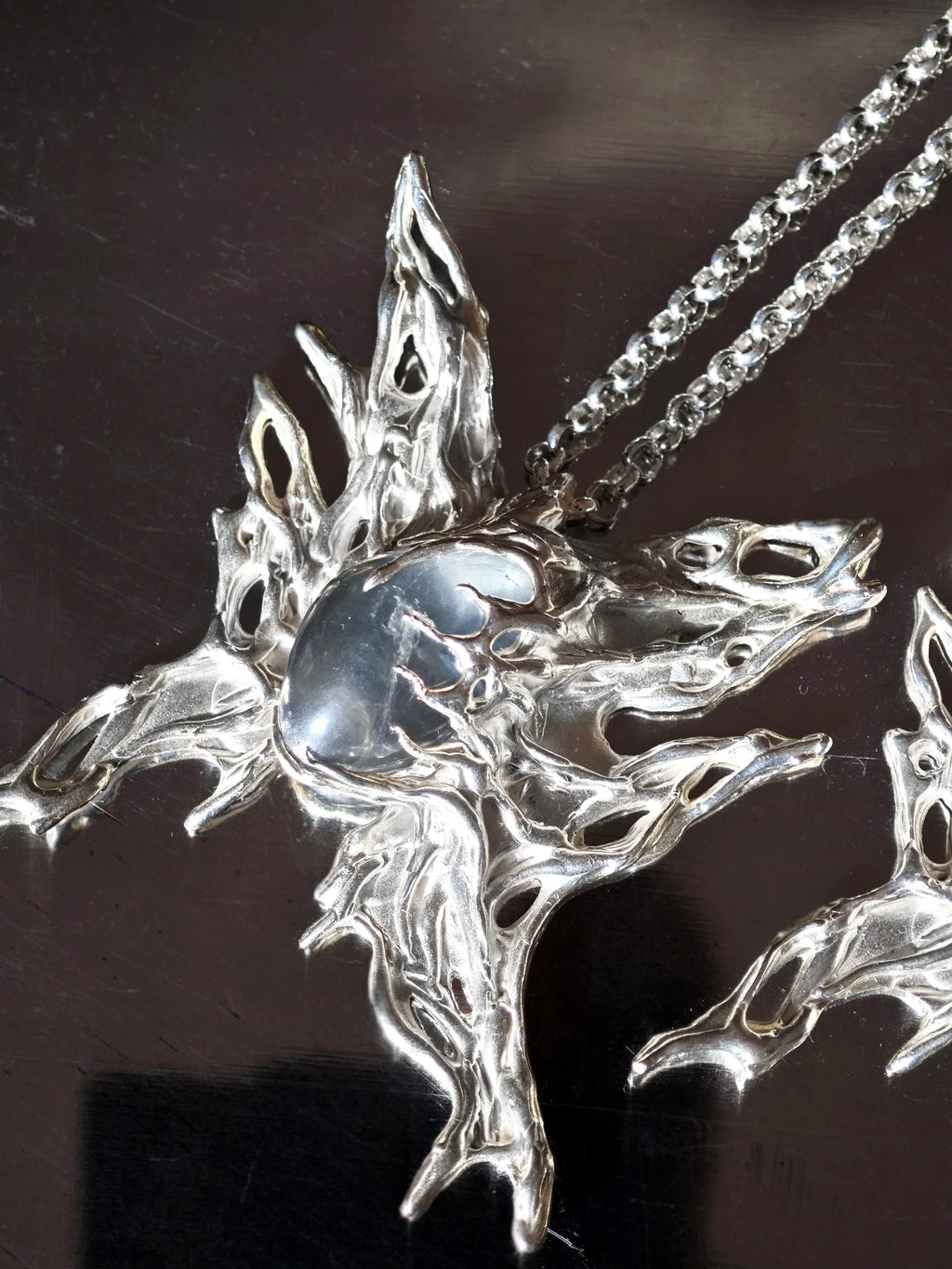 EME NECKLACE