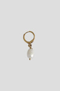 SMALL PEARL HOOP