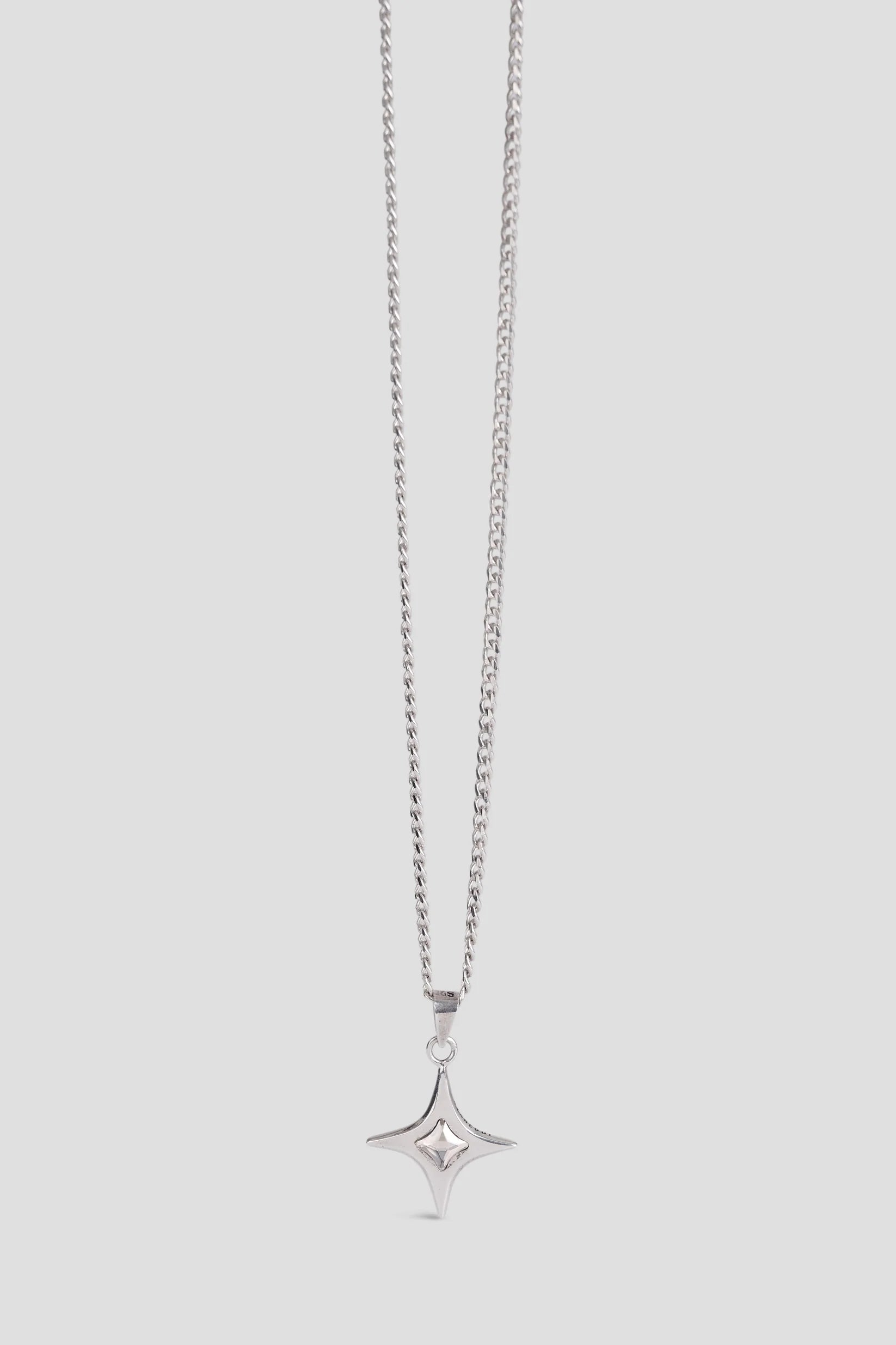 SPIKE STAR NECKLACE