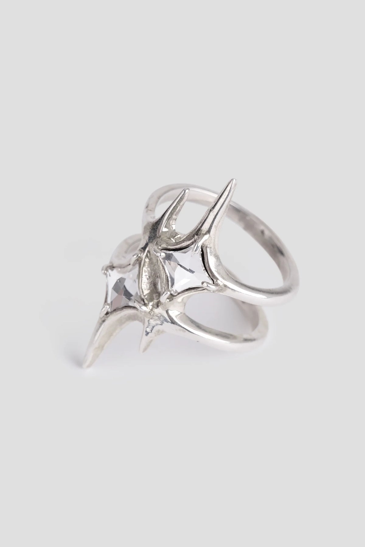 SPIKE STAR RING